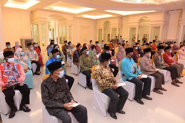1,038 Keluarga, 48 Pertubuhan Terima Kurniaan Yayasan Sultan Azlan Shah