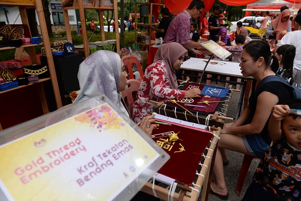 Tahun Baru Cina Disambut Meriah Di Botani Eco Park