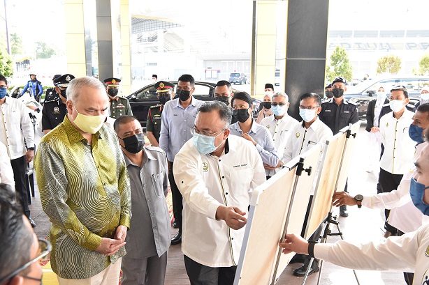 DYMM Paduka Seri Sultan Perak Berkenan Berangkat Ke PPV, Stadium Indera Mulia. : 23 Februari 2021.