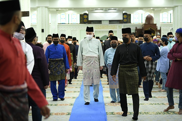 DYMM Paduka Seri Sultan Perak Berkenan Tunai Solat Sunat Aidiladha : 10 Julai 2022
