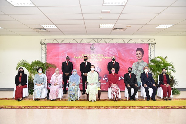Women Remained Resolute In Shouldering Multiple Responsibilities: 8 March 2022