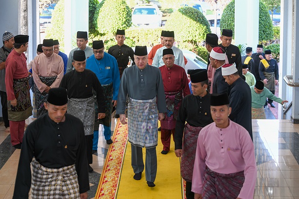 HRH Sultan Of Perak Performs Aidiladha Prayers: 17 June 2024
